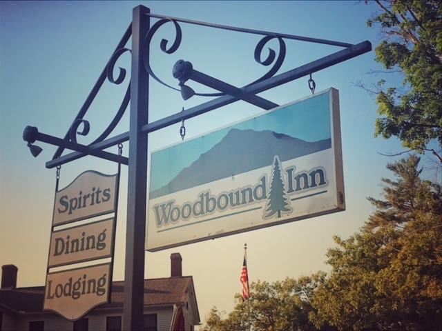 Woodbound Inn Rindge Ngoại thất bức ảnh
